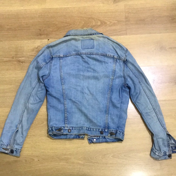Vintage Levi’s denim jacket - Picture 4 of 5